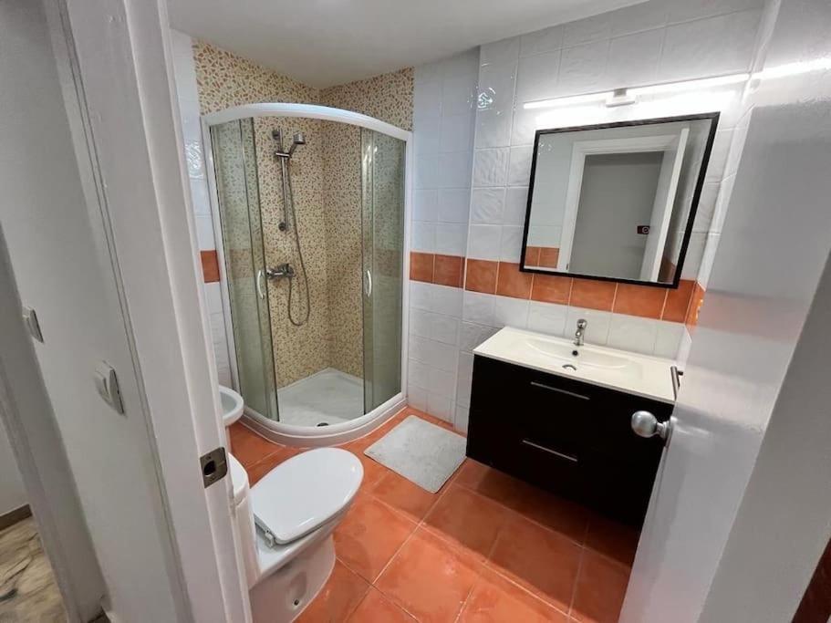 Apartamento Primera Linea Playa-Youtripmalaga ฟูเอนฮิโรลา ภายนอก รูปภาพ